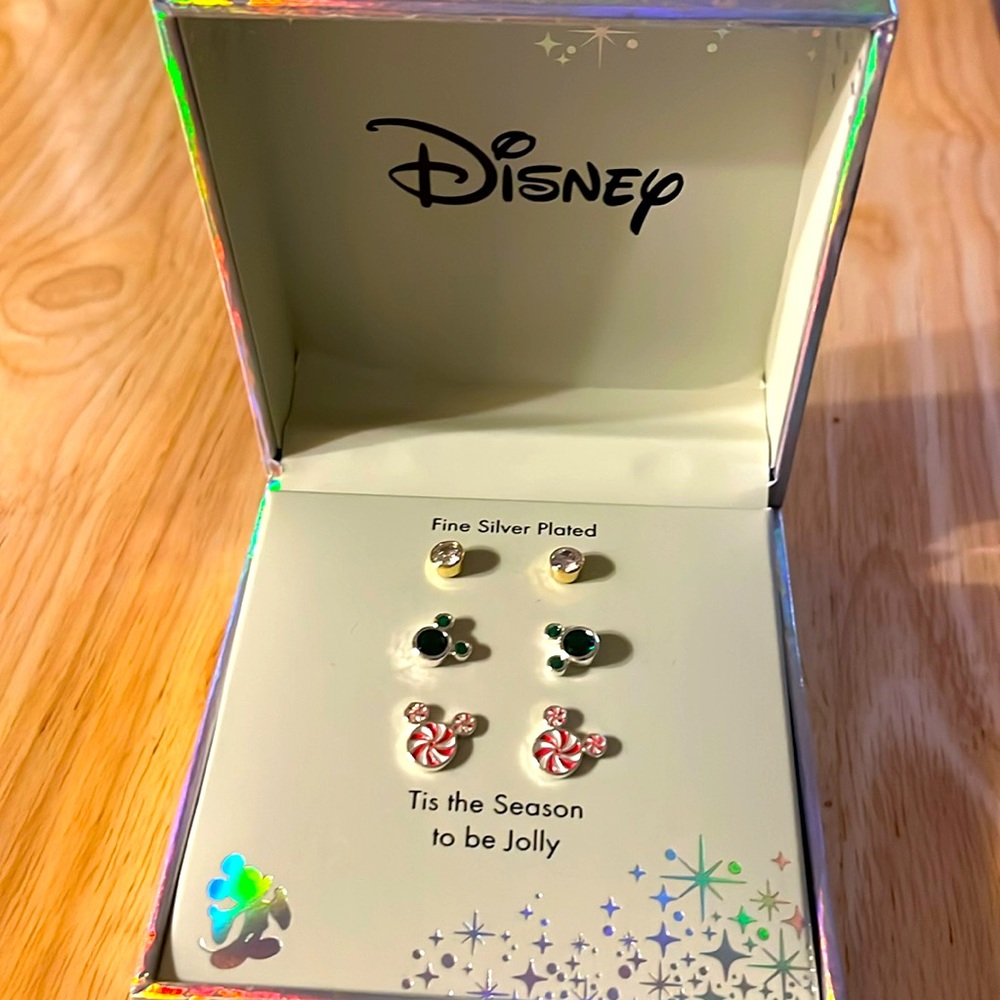Disney °O° Mickey Mouse LA rocks  ‘tis the season to be jolly earrings trio set